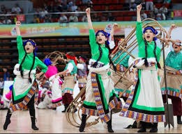 解析“骨牌文化”在全球的传播：从东方神韵到拉斯维加斯的中国桌。（“骨牌文化”的全球传播轨迹：从东方神韵到拉斯维加斯的中国桌）